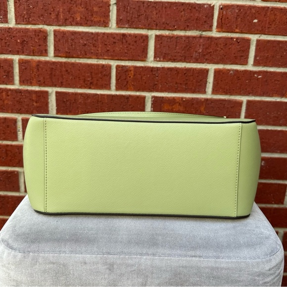 Michael Kors Tote bag and wallet - Picture 9 of 10